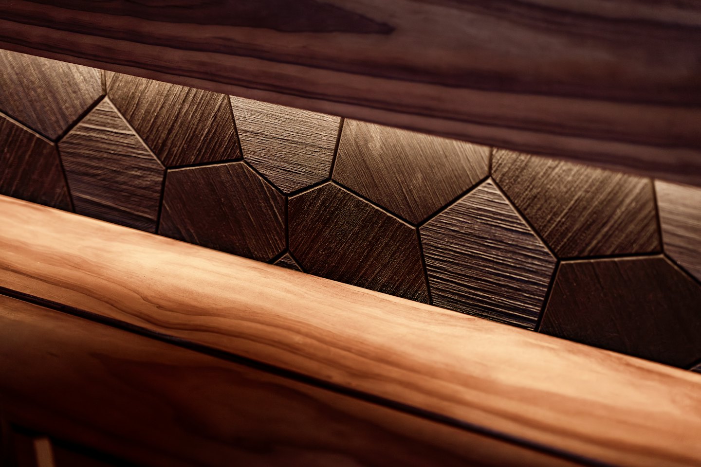 Parete geometrica in legno scuro incontra una superficie liscia in legno chiaro.